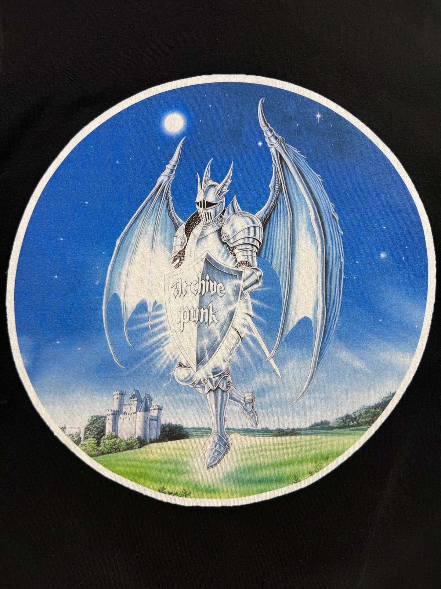 "Gargoyle Guard" T-SHIRT