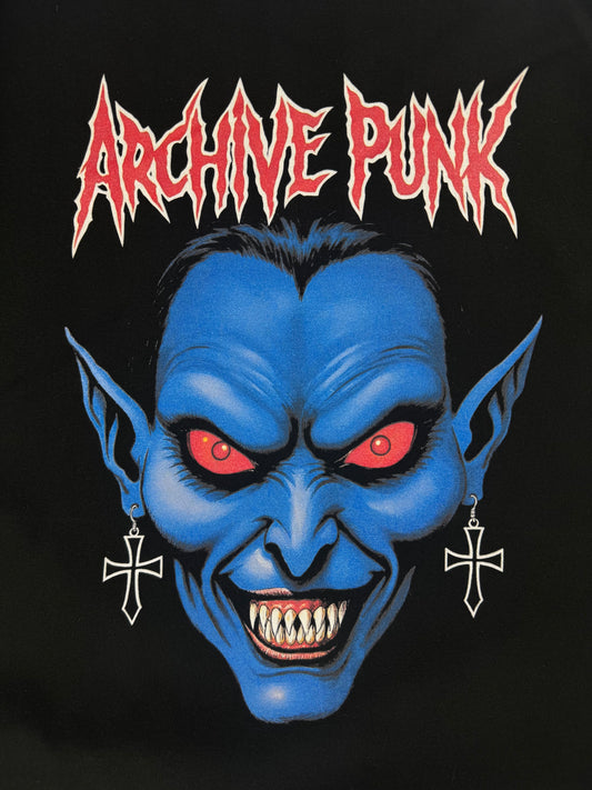 "Nightfang" T-SHIRT