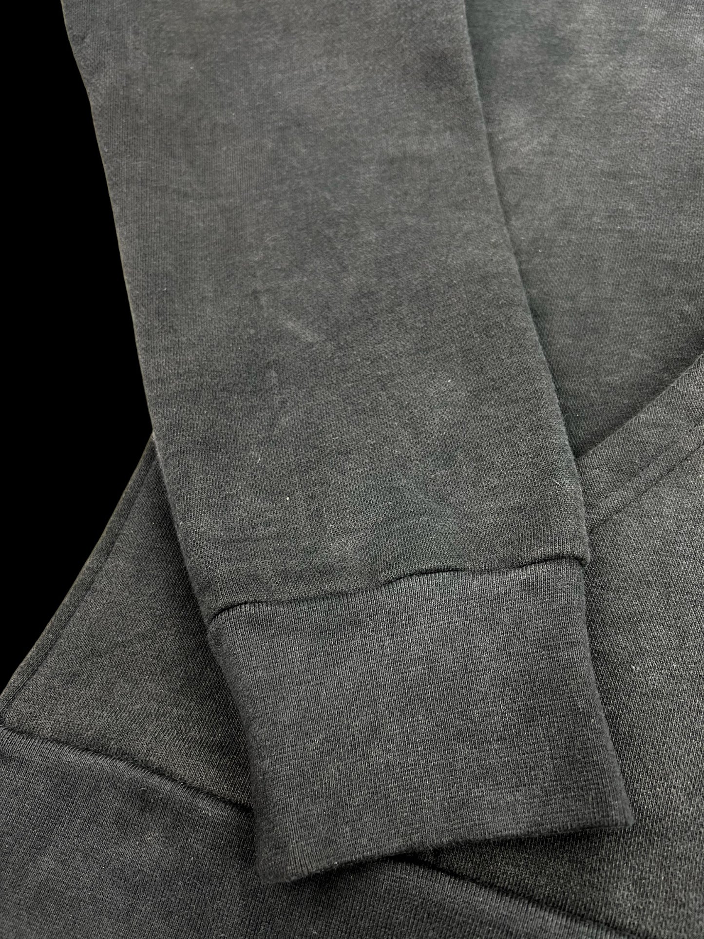"VINTAGE Washed Curved Zip"